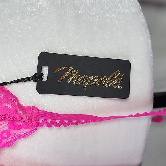 Mapalé Cage Lace Wireless Bra & Garter Set - Picture 4 of 6